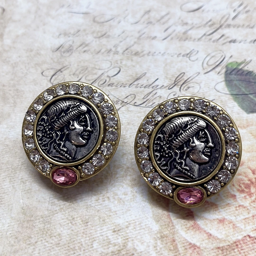 黄铜锆石耳饰 ForeverCharm中古宫廷风锆石镶嵌人像耳环