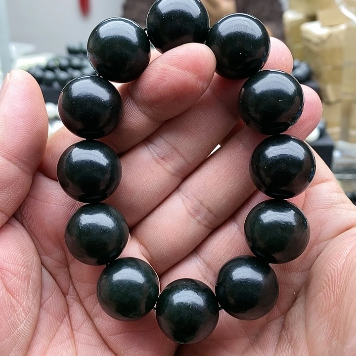 【闪购商品】未镶嵌手串和田玉20黑青