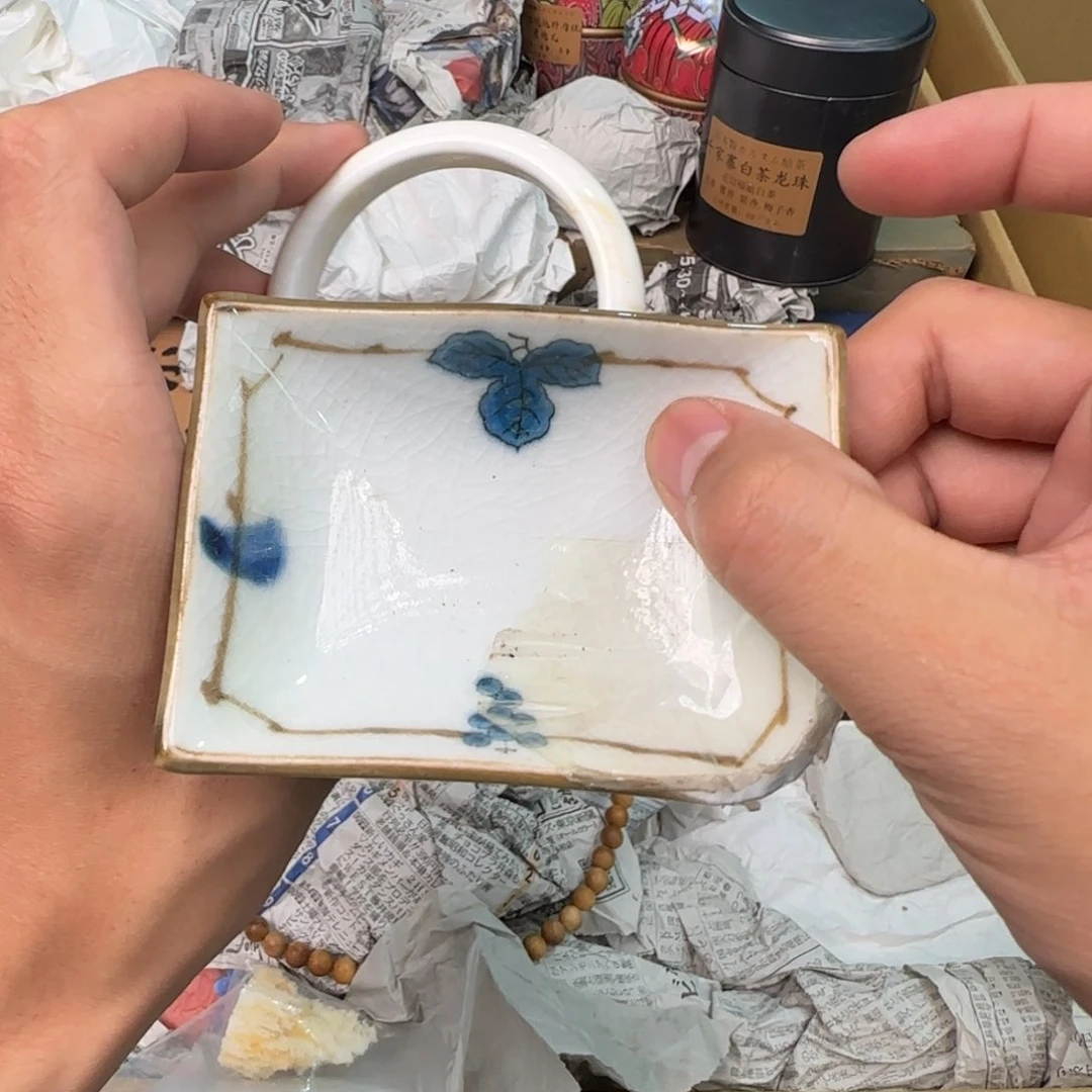 绿泥陶瓷孤品单件车里拍