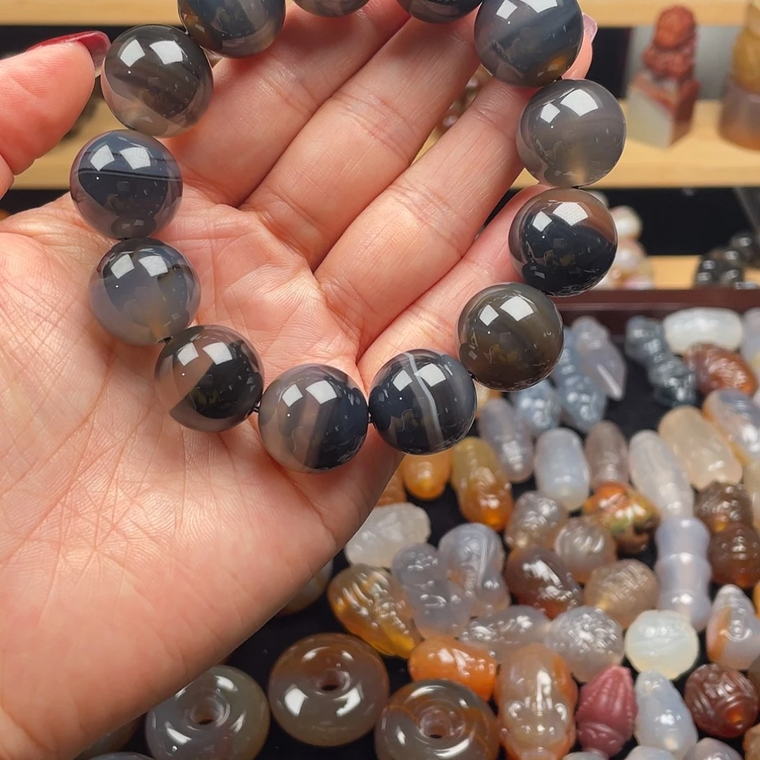 未镶嵌玛瑙/玉髓珠宝奇石