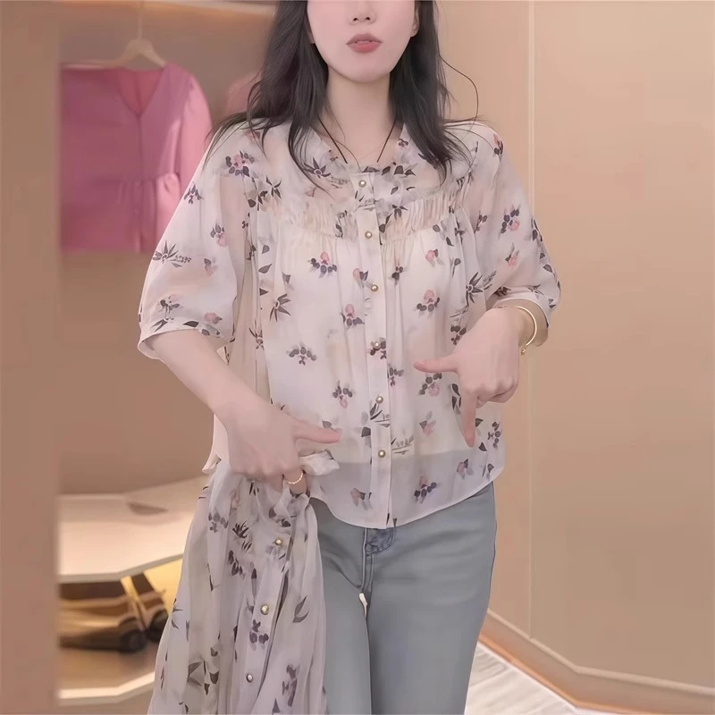 初夏女装五分袖独特别致气质上衣新款开衫碎花小众薄款圆领小衬衫