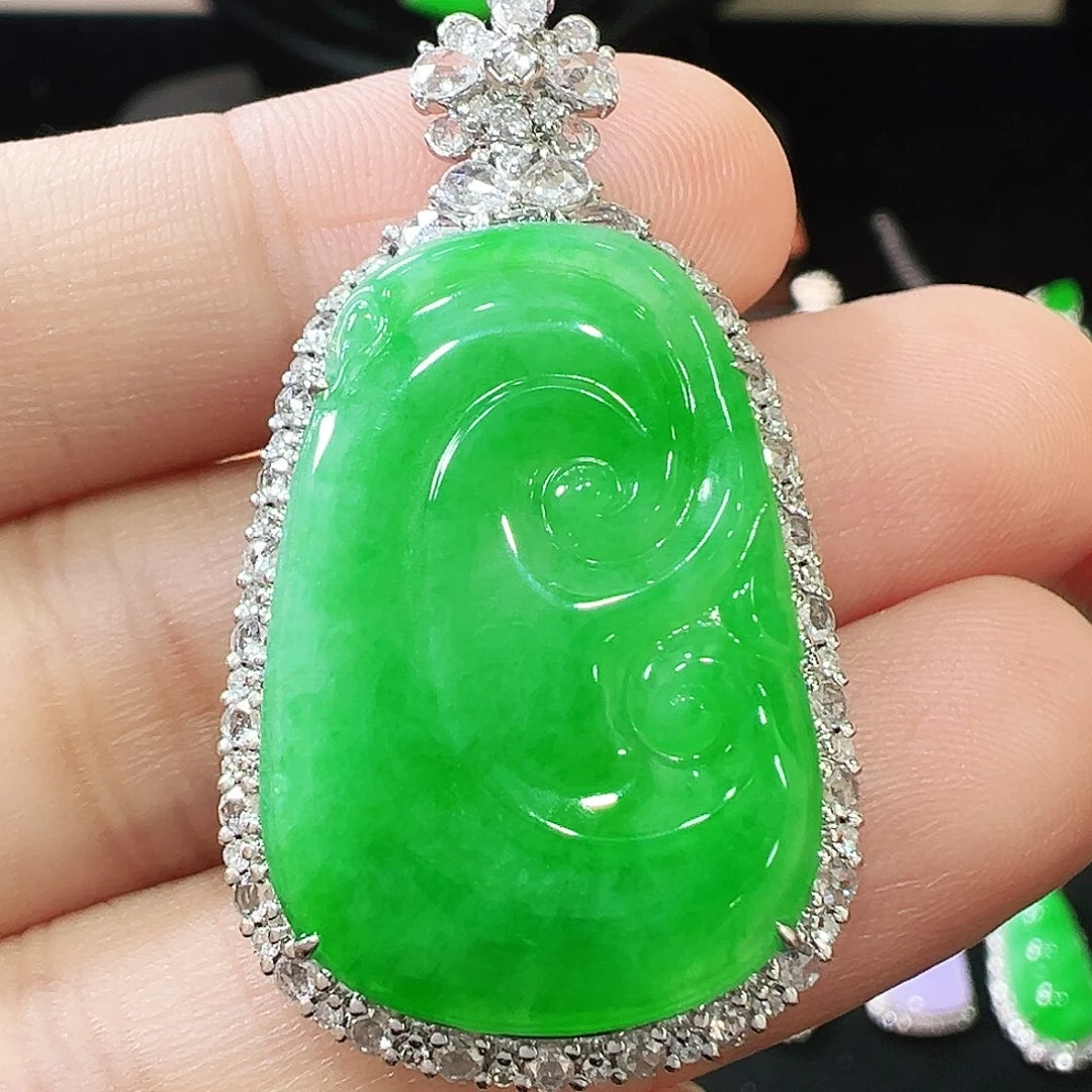 翡翠18K金镶嵌吊坠(不含链)