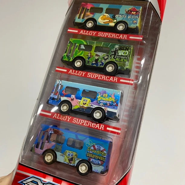 【微瑕特价】4只礼盒装合金迷你卡通巴士套装汽车玩具