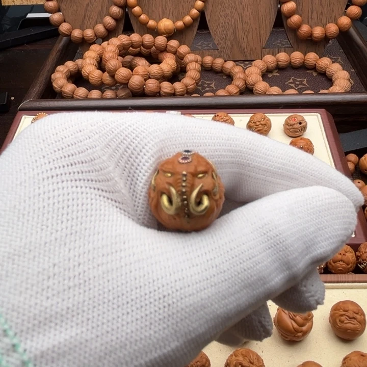 吊坠猴头核桃象神