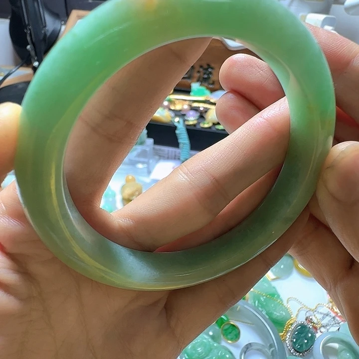 翡翠未镶嵌手镯翡翠3500