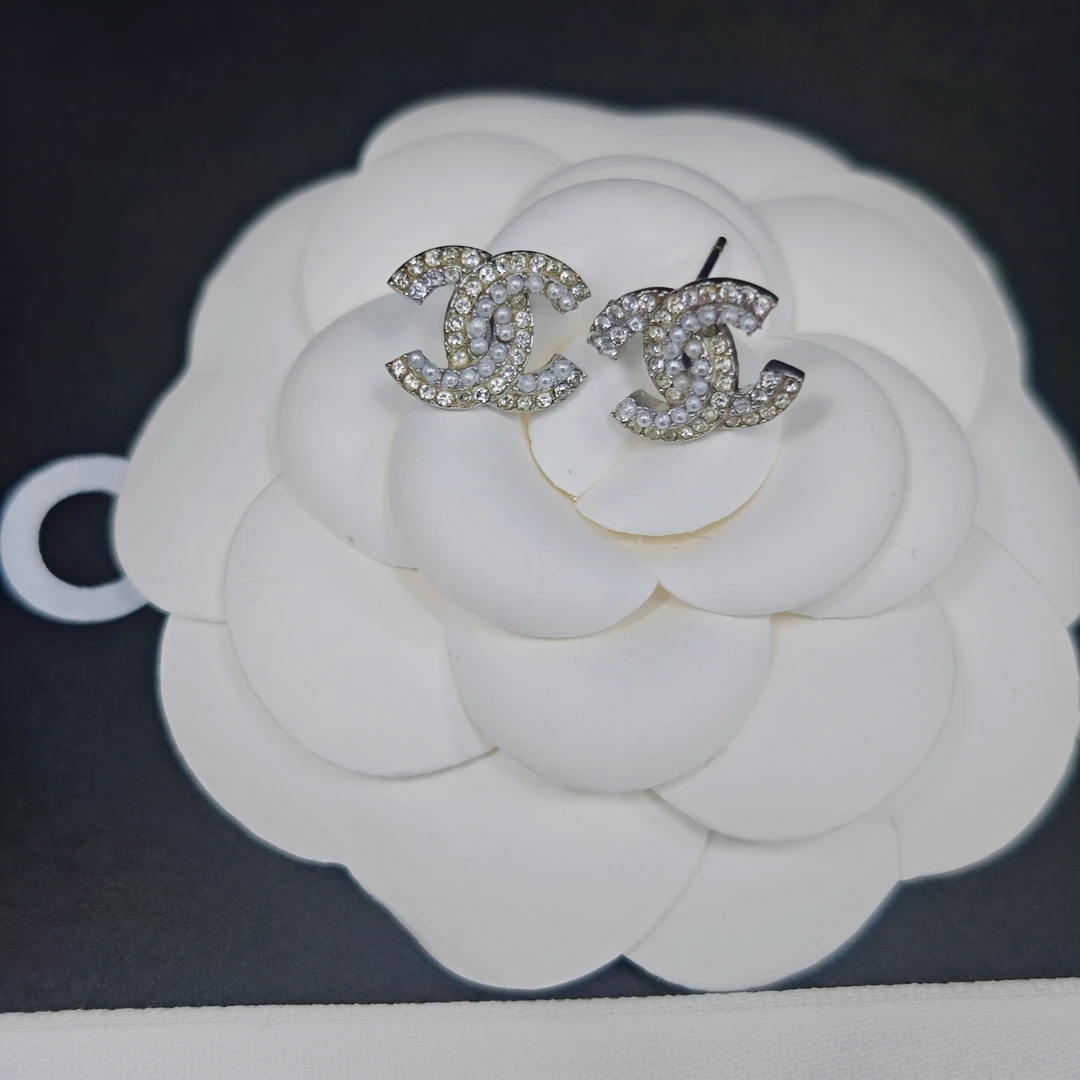 全新未使用 Chanel/香奈儿 耳钉气质时尚百搭经典精致