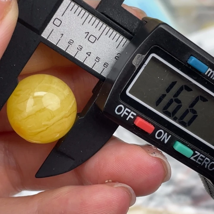 琥珀裸石未镶嵌蜜蜡387