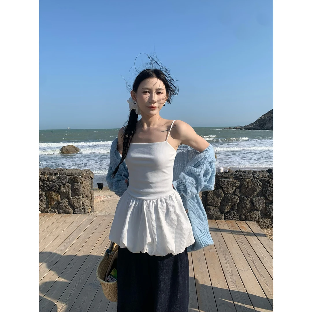 70不是七十【 珍珠少女】初春针织拼接梭织收腰吊带花苞形上衣