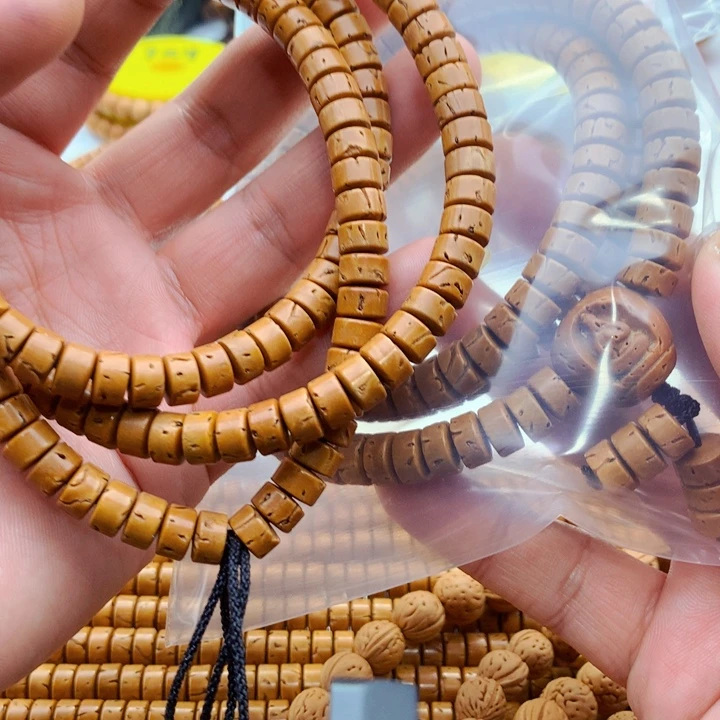 喜****姐桃核脖挂精工直切