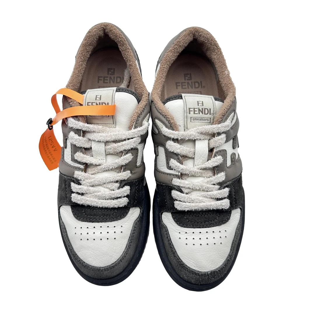 95新 FENDI/芬迪 8码42码Match板鞋96新VV251 特价