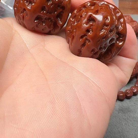 大***鱼吊坠文玩核桃白狮子021