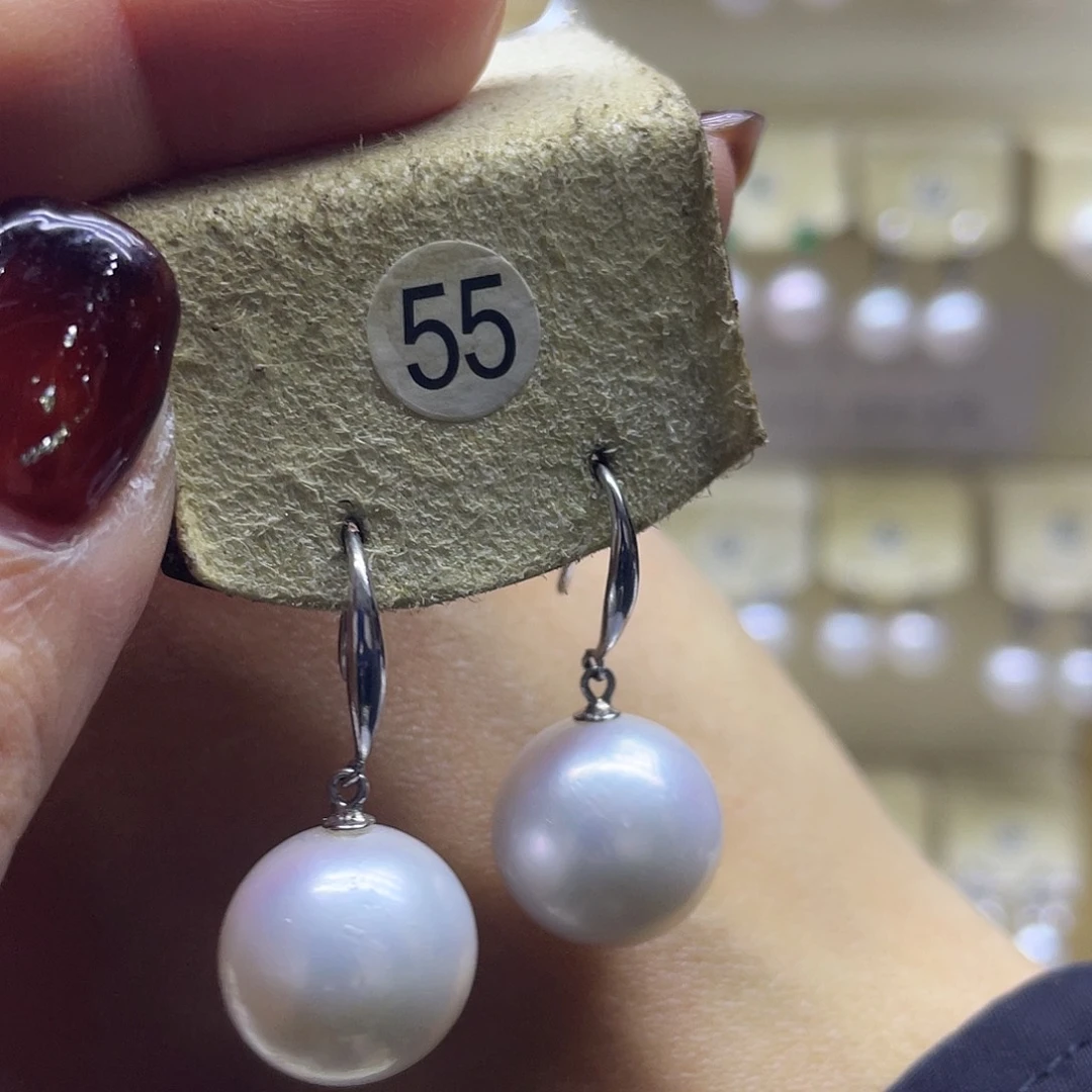 银S925镶嵌耳饰淡水珍珠