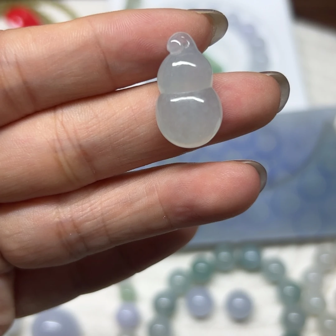 定制翡翠未镶嵌糯冰葫芦挂件