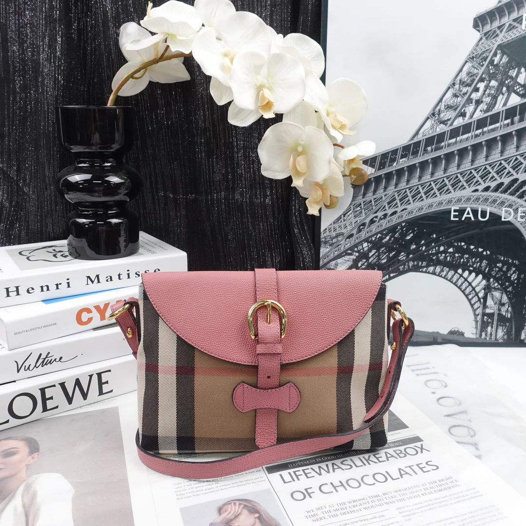 95新 BURBERRY/博柏利 单肩包/T10223178