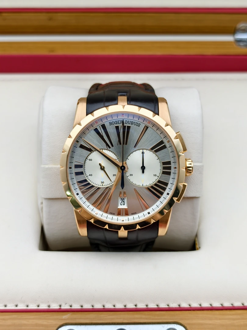 99新 ROGER DUBUIS/罗杰杜彼 【金缘】王者/单表/42mm