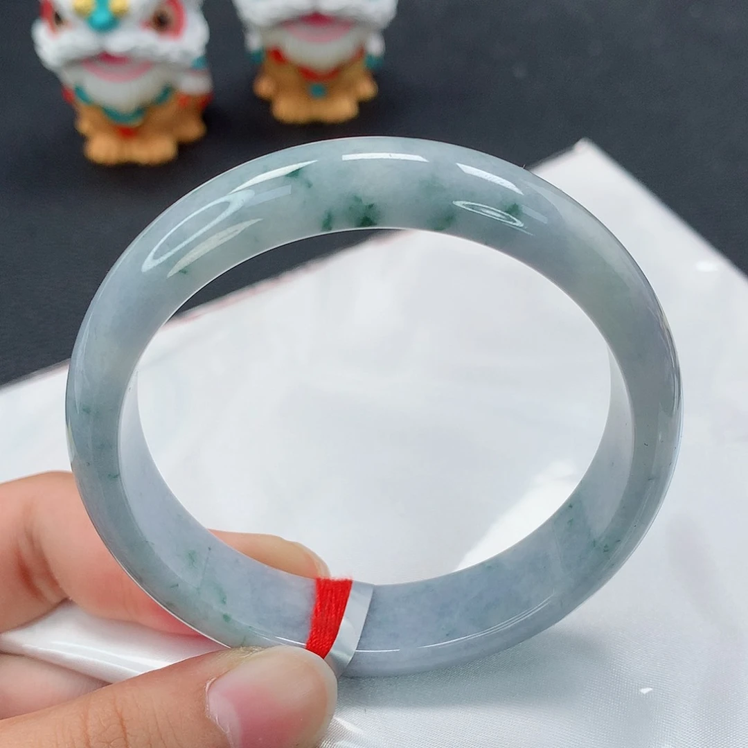 翡翠手镯未镶嵌正圈轮胎59.5 翡翠手镯3