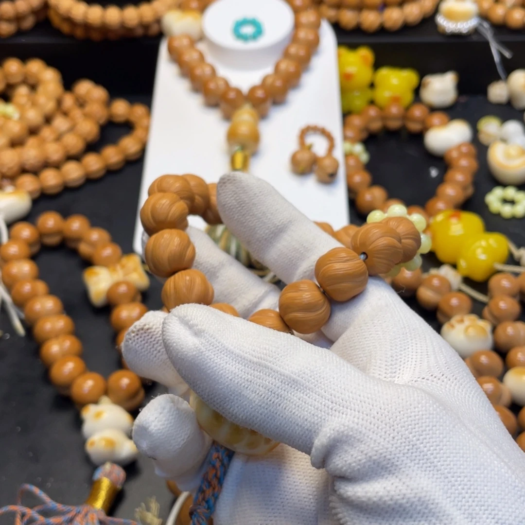 过***期吊坠猴头核桃卷卷酥