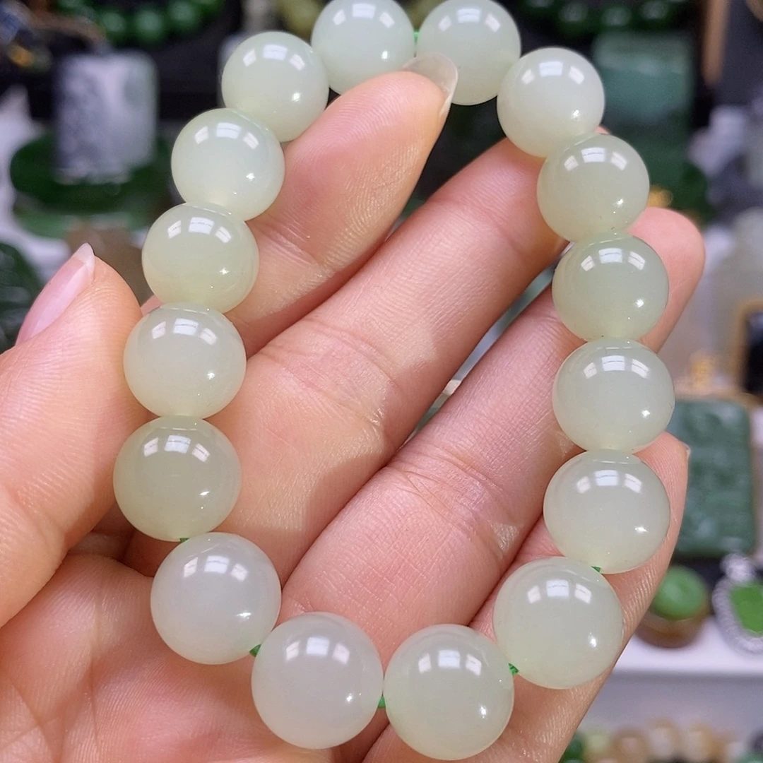 和田玉未镶嵌颈饰精品高冰卡12