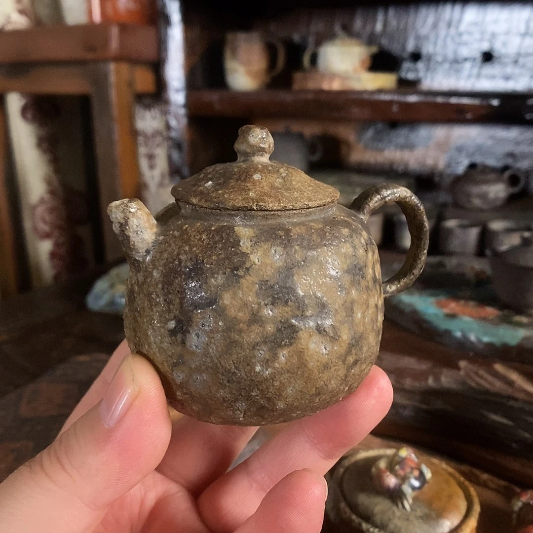 手工制作柴烧茶具