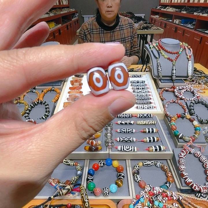 未镶嵌玛瑙/玉髓珠宝奇石