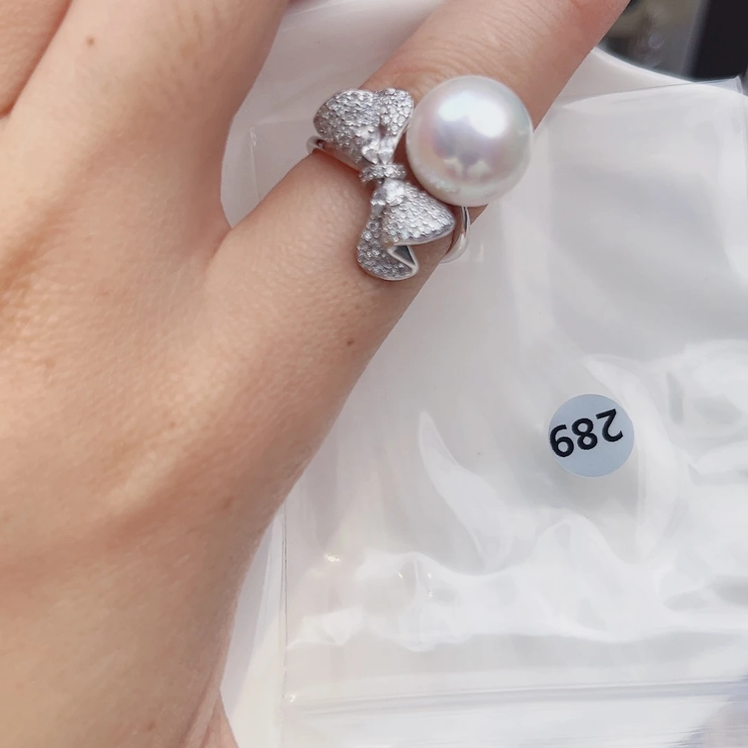 银S925镶嵌淡水珍珠耳饰