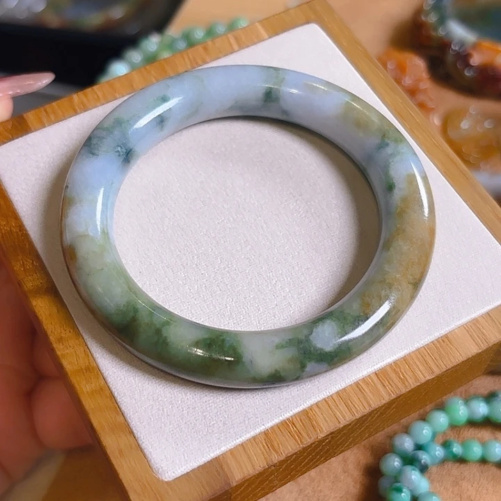 颈饰未镶嵌翡翠52黄绿