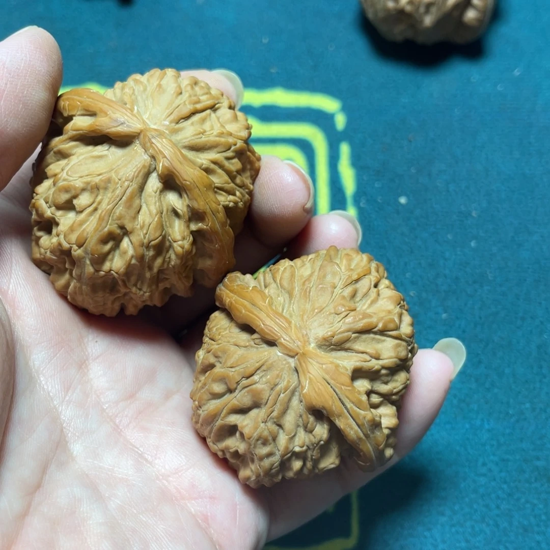 吊坠文玩核桃白狮子有修