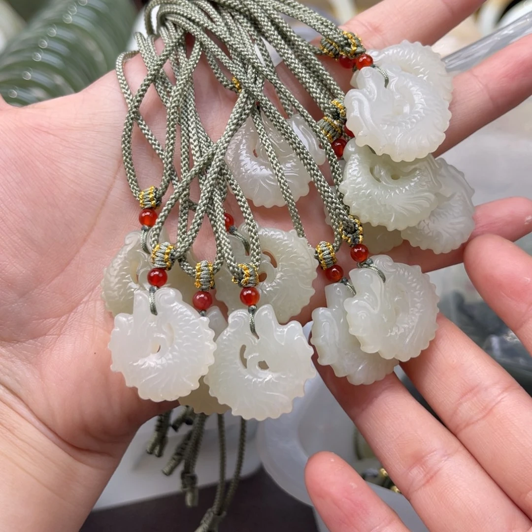 和田玉未镶嵌吊坠(不含链)