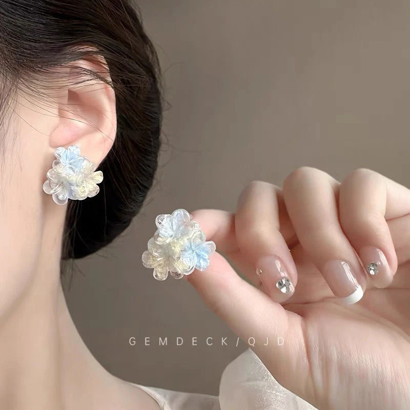 韩系甜美渐变蓝色花朵耳钉小清新少女心气质耳环亚克力设计感耳饰