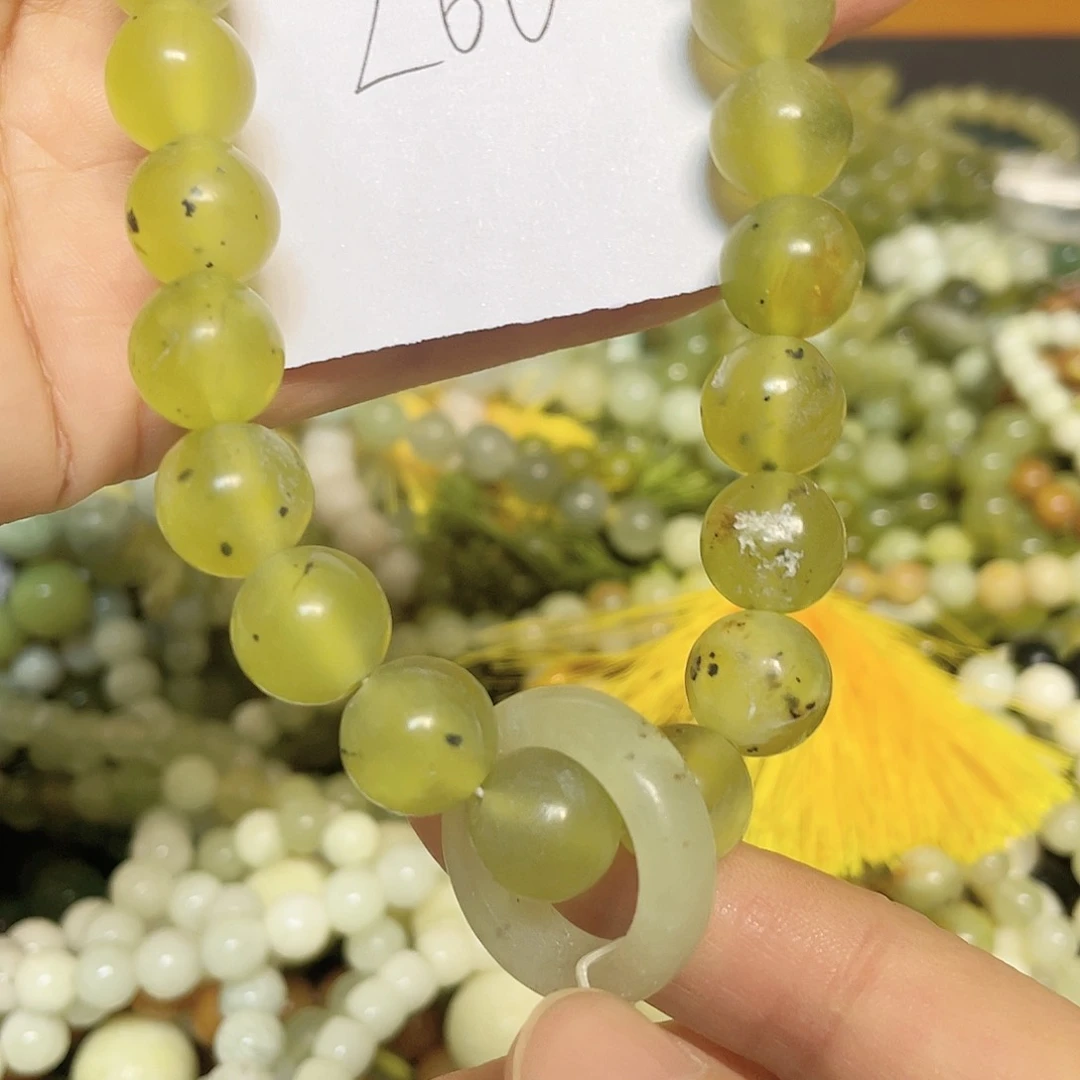 未镶嵌蛇纹石玉手链