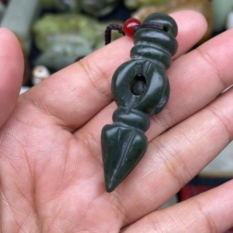 和田玉未镶嵌颈饰3