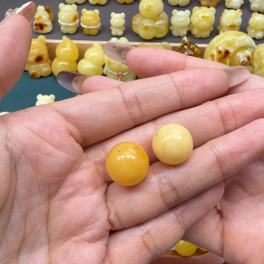 梦***梦琥珀未镶嵌裸石蜜蜡