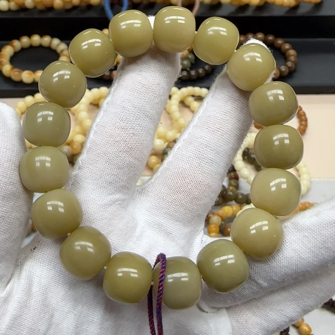 手串菩提根/象牙果13*14 微瑕 5年