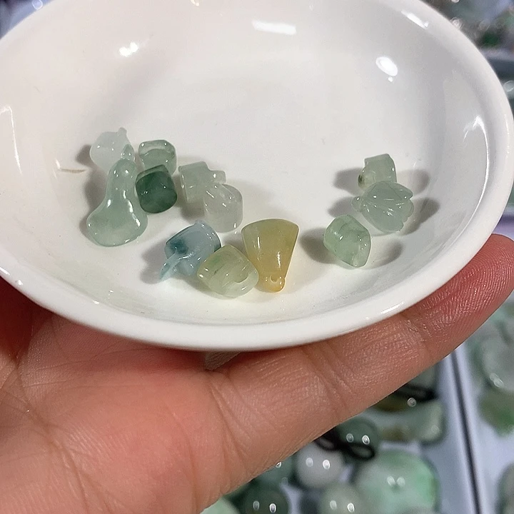 幸***愛翡翠未镶嵌吊坠(不含链)小精品