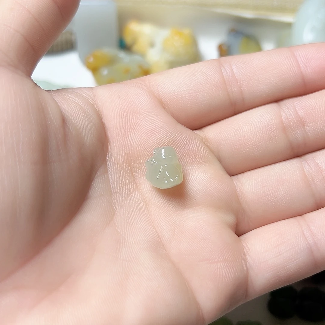 未镶嵌和田玉耳饰?****?