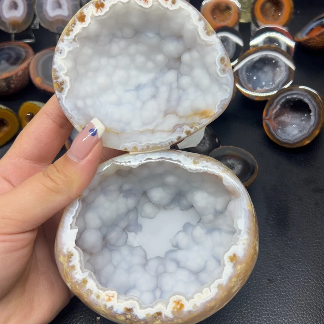 未镶嵌水晶大型摆件（非配饰）