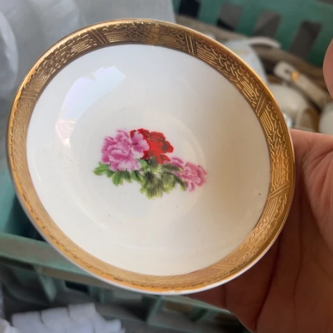 其他瓷4寸碟一个陶瓷