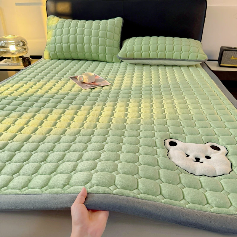 牛奶绒床垫褥子软垫冬季加绒床护垫子家用加厚宿舍学生单人铺底垫