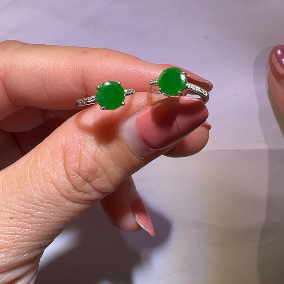 翡翠颈饰18K金镶嵌耳环