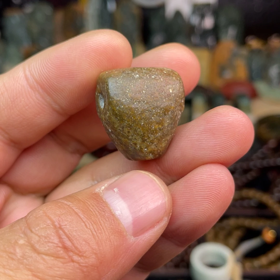 岫岩河磨玉（透闪石质玉）未镶嵌颈饰21×15.5