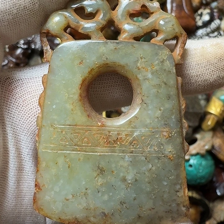 和田玉未镶嵌挂件