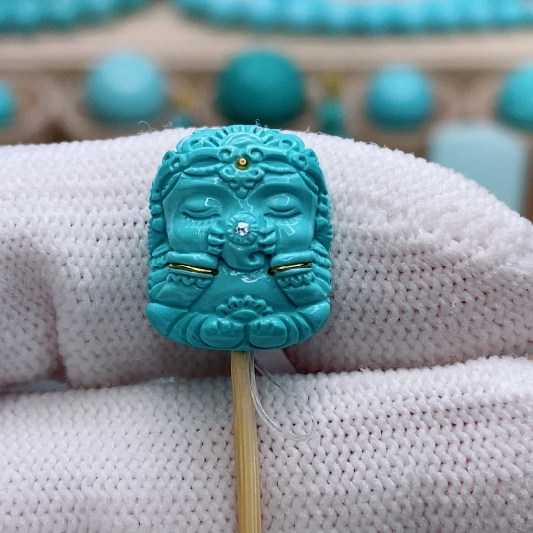 绿松石未镶嵌珠宝奇石