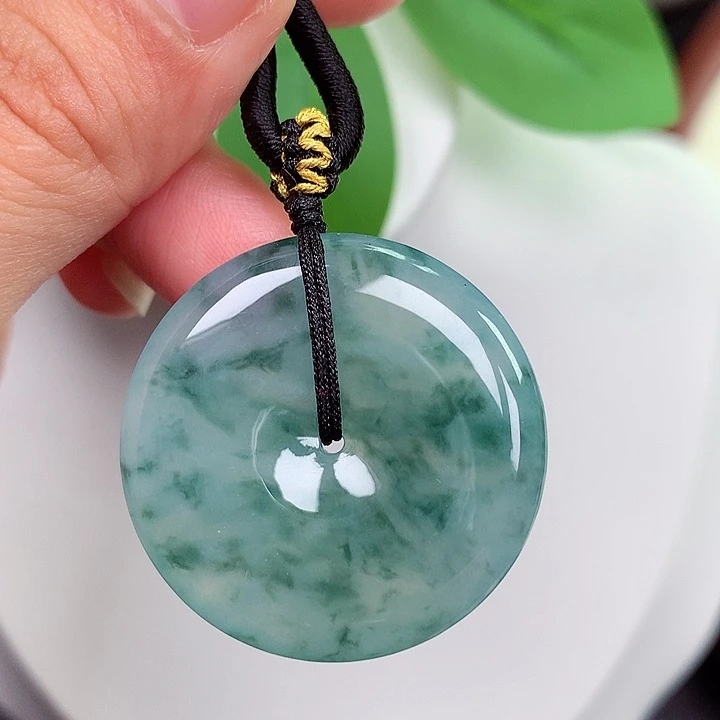 颈饰未镶嵌翡翠平安扣 31.9x5.8mm