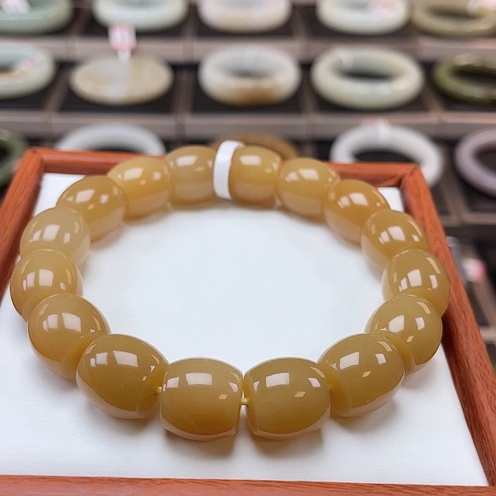 和田玉（糖玉）未镶嵌手串（毕业级别）黄金糖