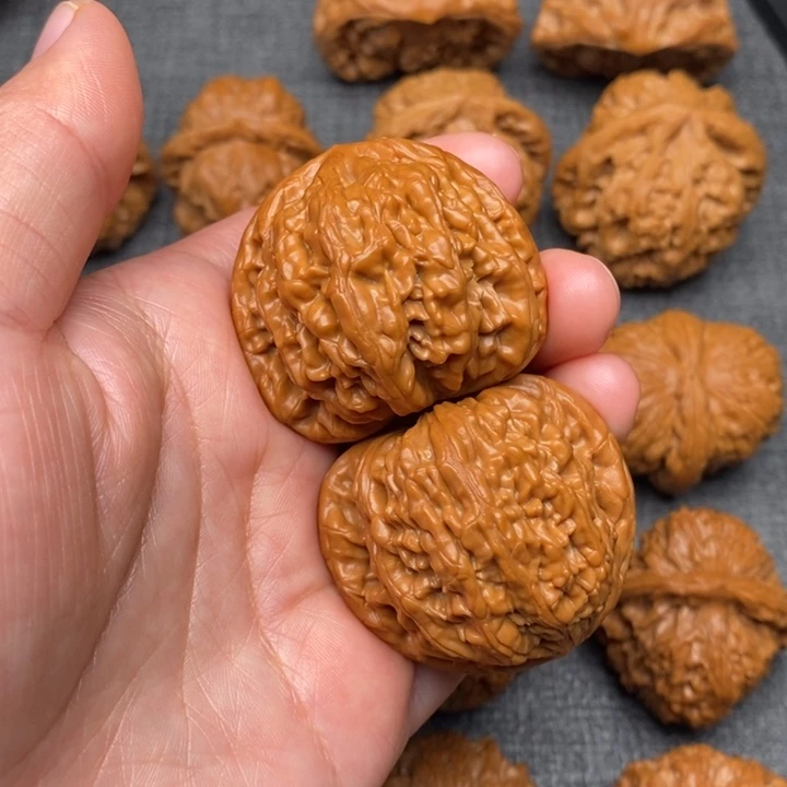 吊坠文玩核桃尺寸41虎头王