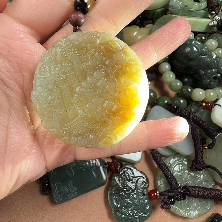 和田玉颈饰未镶嵌