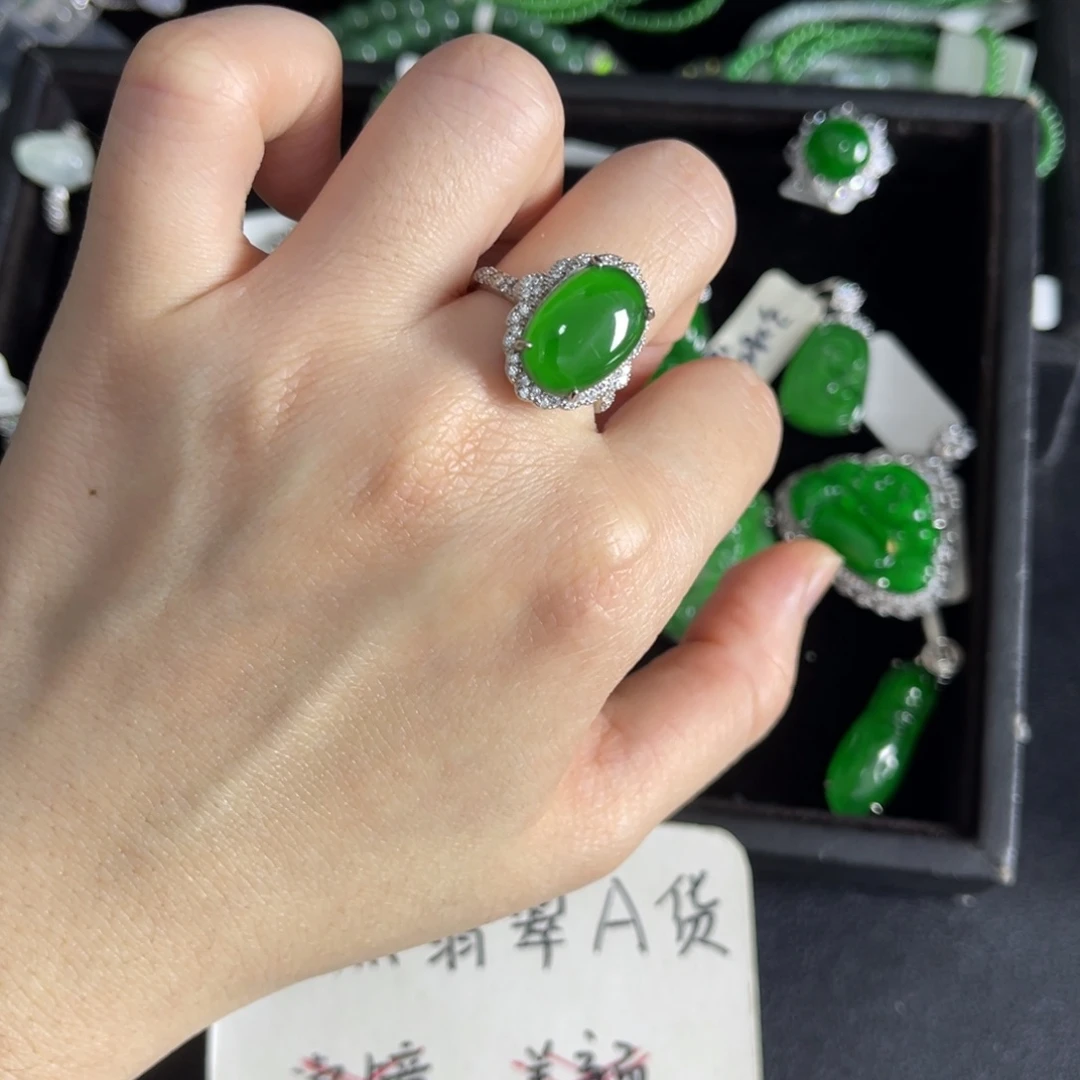翡翠银S925镶嵌戒指蛋面戒指