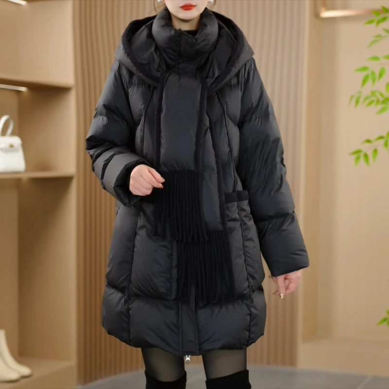 围巾领保暖羽绒服女2024年新款冬季中长款黑色连帽女装白鸭绒外套