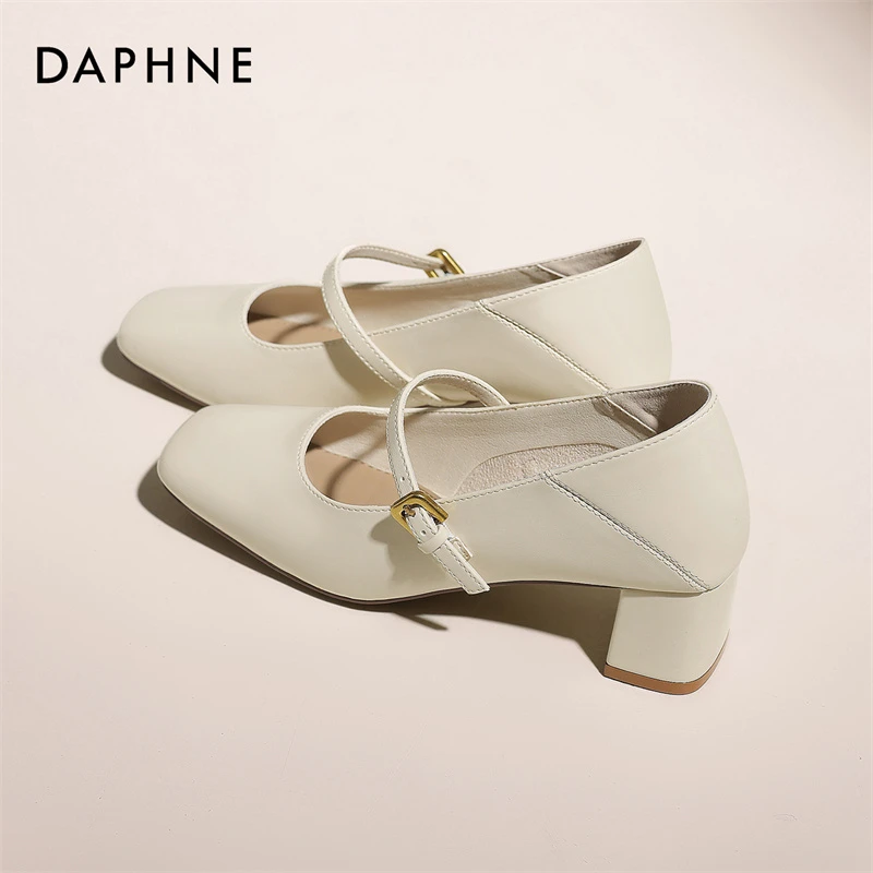 达芙妮2025春季新款方头玛丽珍鞋女款粗跟法式软底一字带浅口单鞋
