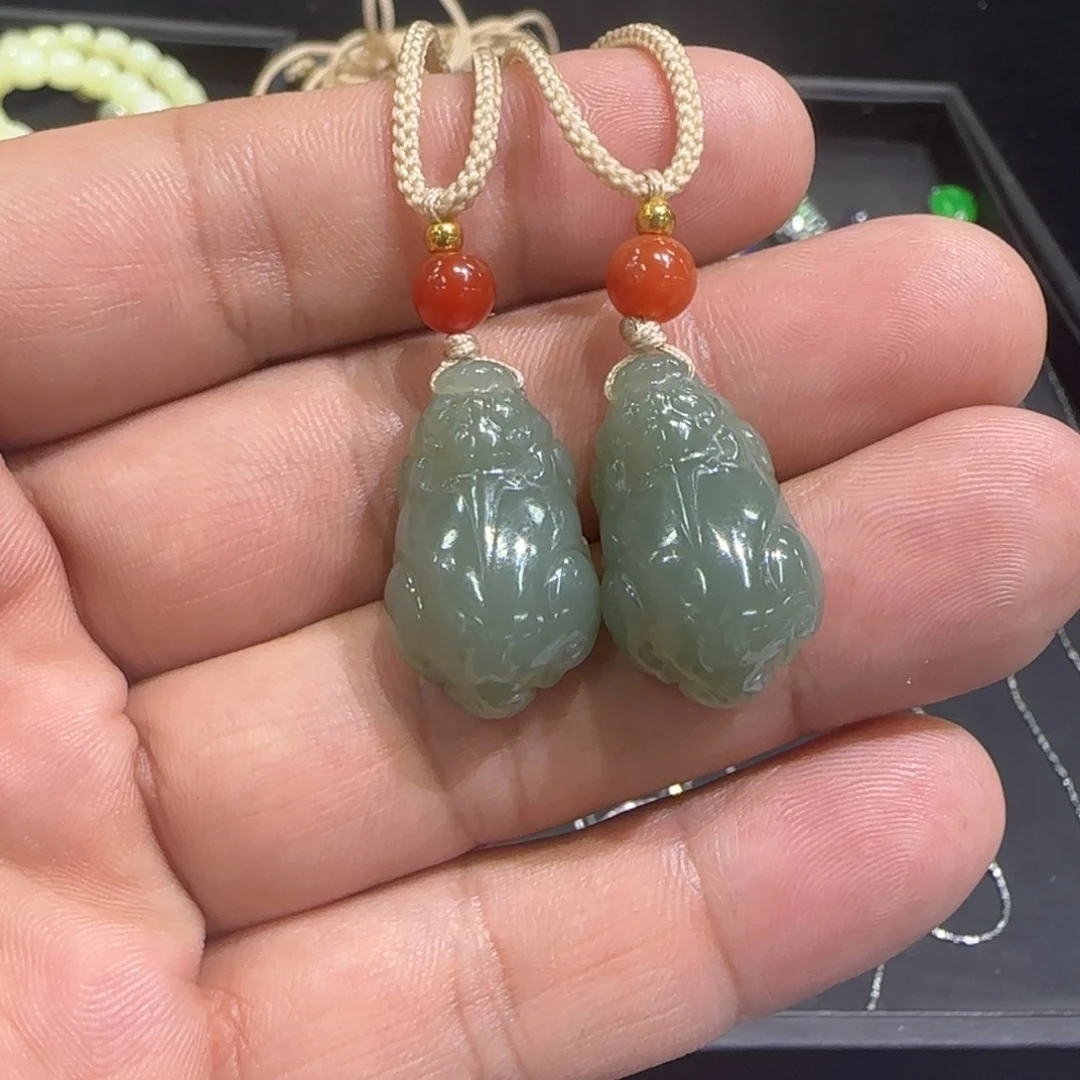 和田玉（糖玉）未镶嵌颈饰